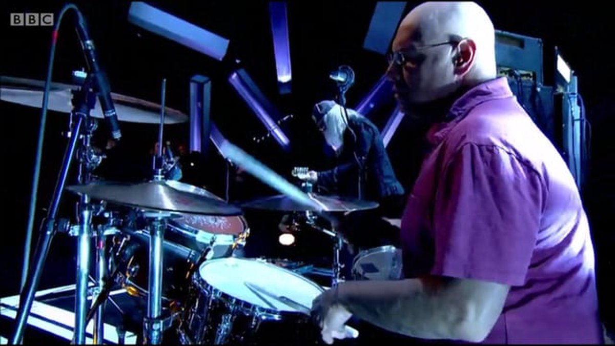 Watch Dinosaur Jr playing "Goin Down" on Jools Holland